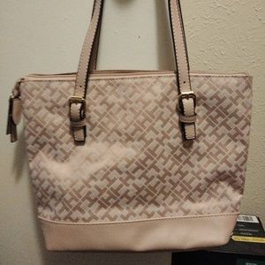 Tommy Hilfiger Shoulder Bag
